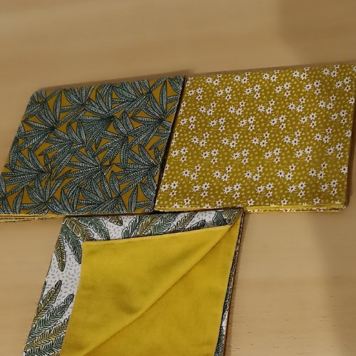 Lot de 3 serviettes de table en tissu en coton imprimé et doubler de coton uni