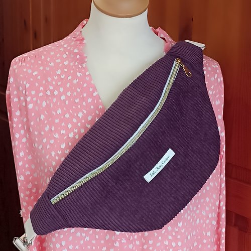 Sac banane en velours cosy