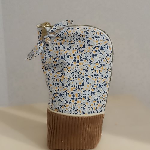 Trousse  pot à crayon, trousse pour maîtresse ,trousse d'école ou maquillage