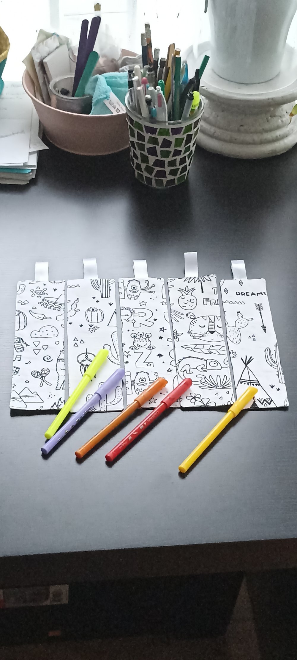 Marque pages enfants en tissu coton à colorier avec des feutres lavable  (non fourni ) - Un grand marché