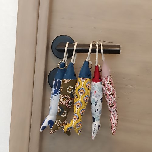 Sardines en tissu, porte clés