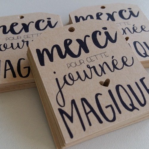 Etiquettes merci pour cette journée magique - découpe coeur