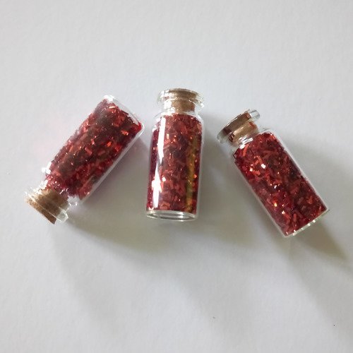 Strass & paillettes rouges,petites fioles.