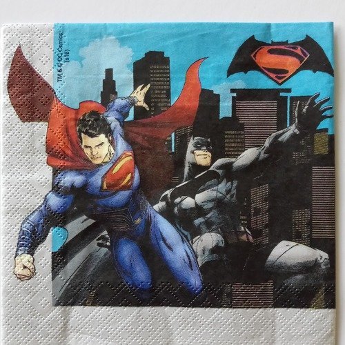 Serviettes en papier thème enfants batman vs superman
