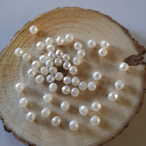 Perles de nacre facettées rondes x50