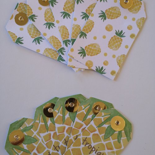 Étiquettes cadeau motifs ananas