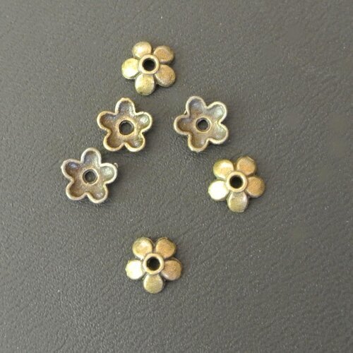 50 coupelles ou calottes en forme de fleur 5 pétales en métal couleur bronze, 6,5 x 6,5 mm