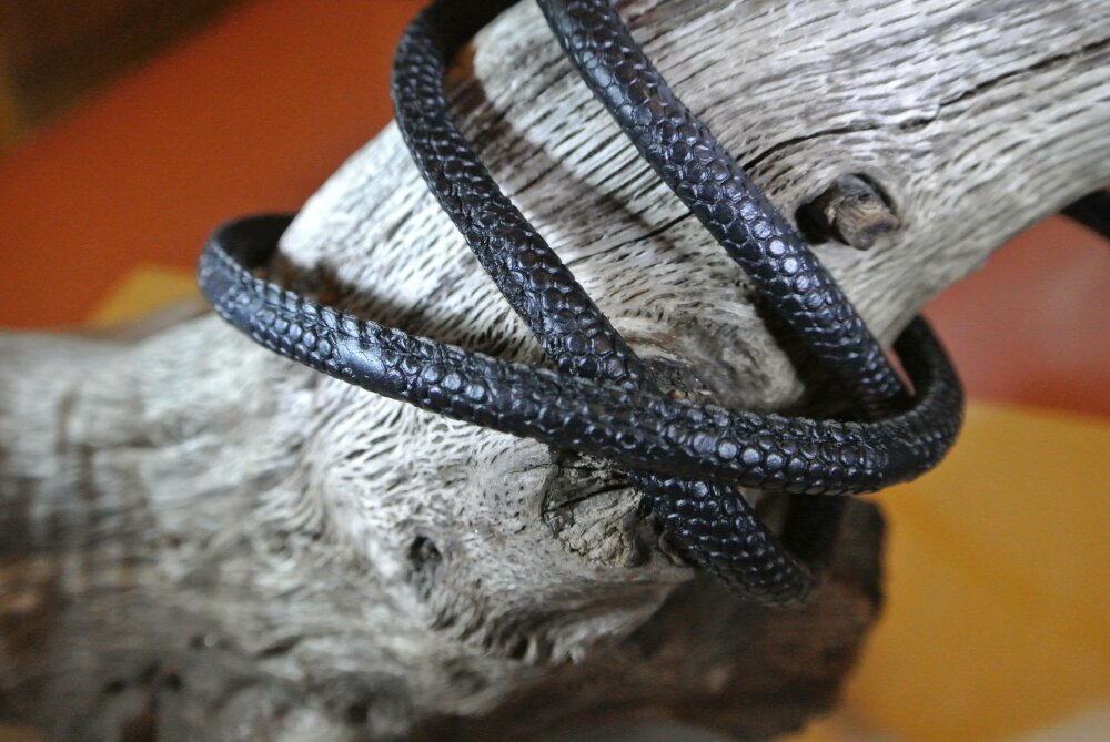 Ruban couture peau de serpent argenté 12mm au mètre - Mercerine