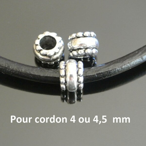 10 perles passants métal argent vieilli, motifs rondelles bordée de points, trou 4,8 mm