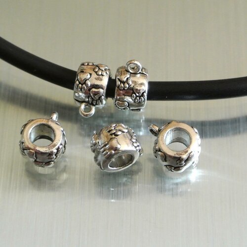 5 bélières perles passantes métal argenté motif patte d'ours, trou 4,9 mm