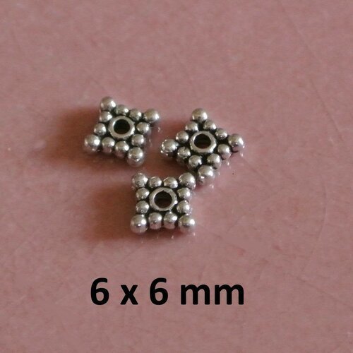 30 perles intercalaires argentées, motif fleur en forme de losange, 6 x 6 mm, trou : 1,3 mm