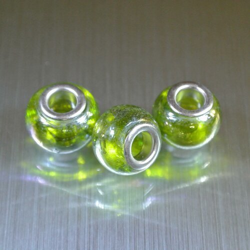 Lot de deux perles européennes en verre lampwork vert irisé et translucide, 14 x 10 mm, trou : 4,8 mm pour cordon 4 mm 