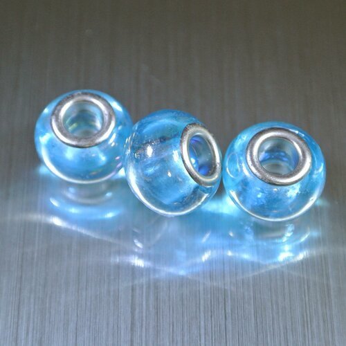 Deux perles européennes verre lampwork bleu translucide et irisé, 14 x 10 mm, trou : 4,8 mm
