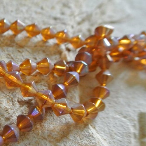 20 perles forme toupie 6 x 6 mm, verre couleur ambre ab