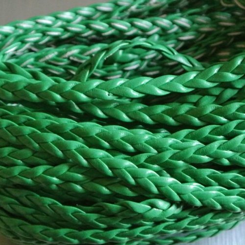 Un mètre de lanière pu tressé plat vert, largeur 5 mm, matière synthétique imitation cuir (polyuréthane) 