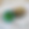 2 boutons pression snap aluminium embellisseur de bracelet, bague..., en verre motif feuille verte