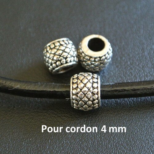 Lot de 10 jolies perles passantes argentées forme tonneau motif losanges 9 x 9 x 7 mm, trou rond : 4,5 mm pour cordon 4 mm