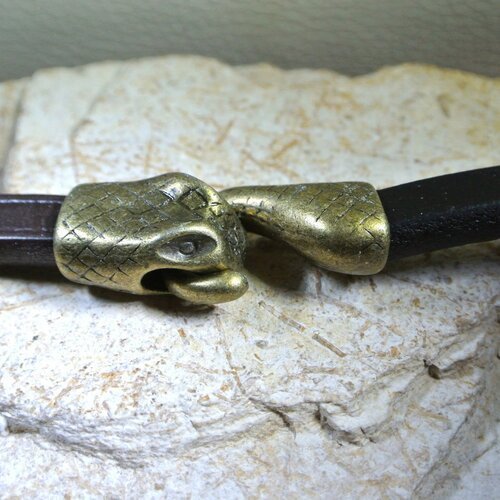 Un set embouts fermoir à crochet en métal ton bronze forme de serpent pour cordon cuir épais