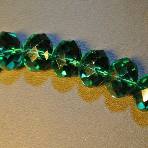 Inv51 - rare lot de 5 perles précieuses en cristal à facettes veines de  dragon marbre colorisé moucheté bleu vert - Un grand marché