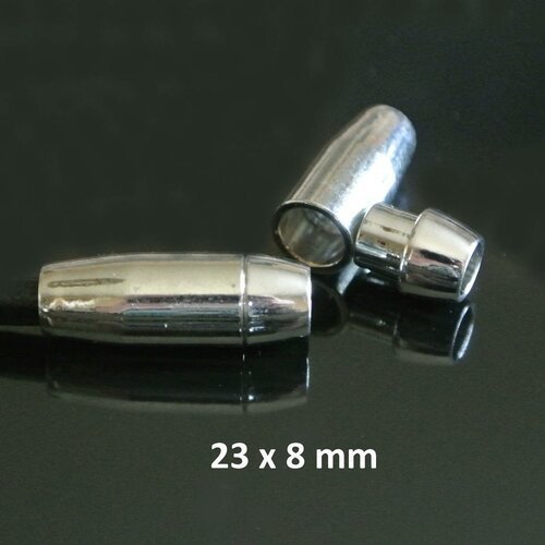 Un fermoir magnétique argenté, 23 x 8 mm, trou : 5 mm pour cordon 4 mm, aimant puissant, vendu à l'unité 