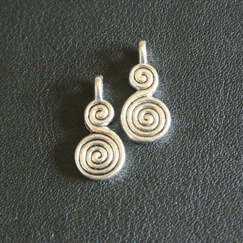 Lot de 10 jolies breloques pendants forme spirales enroulées en s, métal argent vieilli, 17 x 8 x 4 mm 