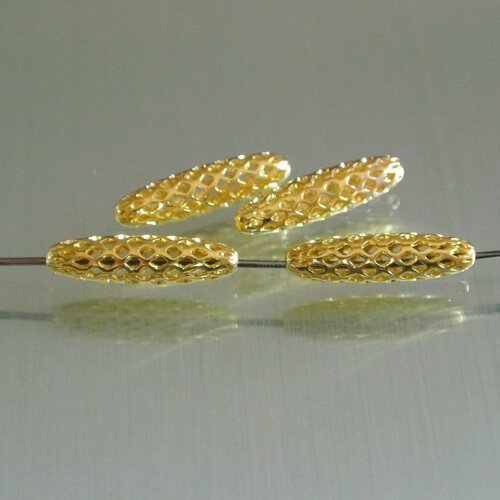 Lot de 10 perles intercalaires en métal doré, forme longue olive creuse, métal ajouré résille, 19 x 5 mm, trou 1 mm