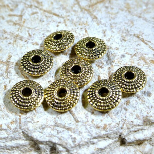 10 jolies perles intercalaires en forme de soucoupe en métal couleur doré vieilli, 8 x 3 mm, trou : 2 mm