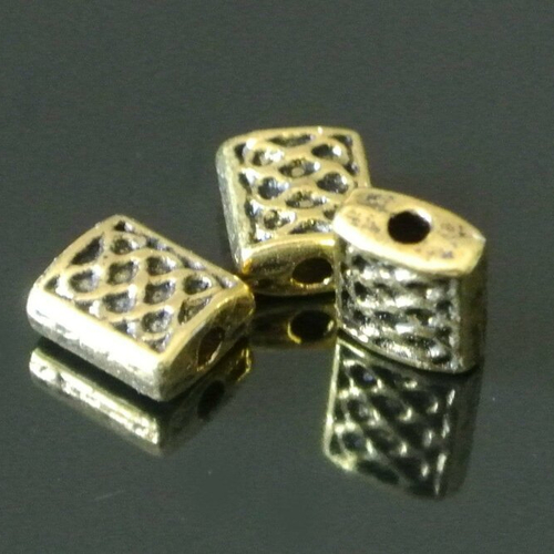 20 jolies perles dorées intercalaires forme palet rectangulaire square, motifs losange résille croisillon, 7 x 6 mm, trou 1,2 mm