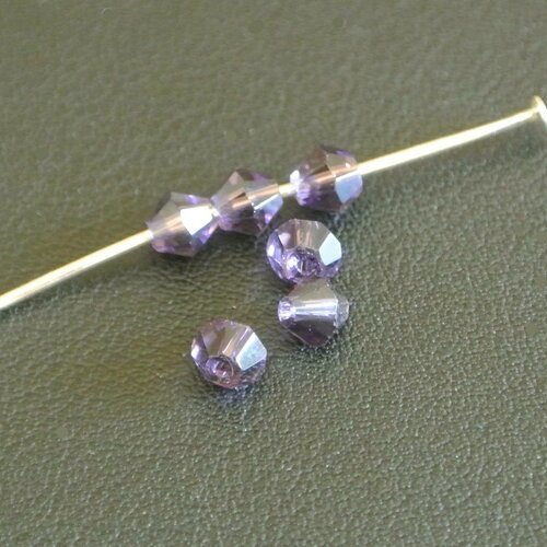 Lot de 40 très petites perles toupies cristal violet ou purple 4 x 4 mm, verre cristal à facettes translucide, trou 1 mm environ