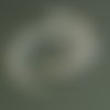 4 breloques croissant de lune argenté ajouré d'arabesques, 2 trous, 32 x 38 mm 
