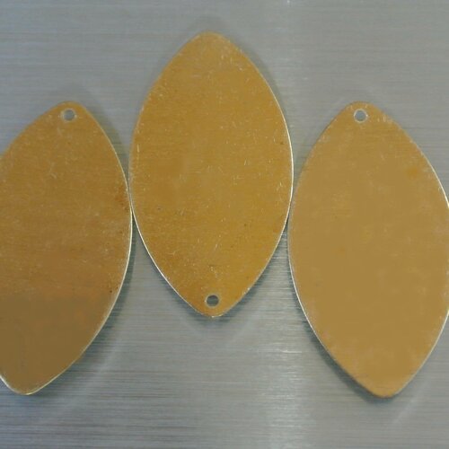 2 breloques ou pendants forme navette en métal doré, 37 x 20 mm, trou : 1,1 mm environ 
