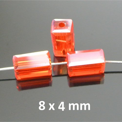 10 petites perles forme bâtonnets rectangulaires, 8 x 4 mm, angles coupés, en verre à facettes rouge orange irisé