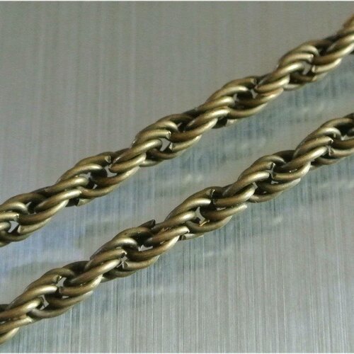 50 cm de chaîne ton bronze, effet double hélicoïdale, maillon : 6,5 x 4,5 mm 