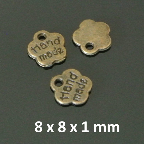20 petites breloques mention en noir hand made en métal bronze d'un seul côté, 8 x 8 x 1 mm, forme nuage, trou 1,5 mm environ