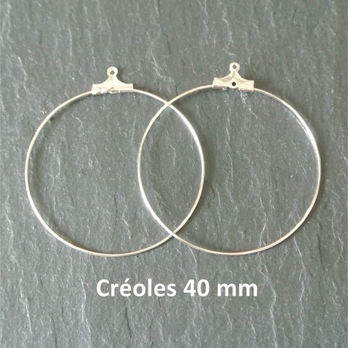 5 paires d'anneaux créoles 40 mm métal cuivre ton rhodium ou platine sur support fermoir à accrocher