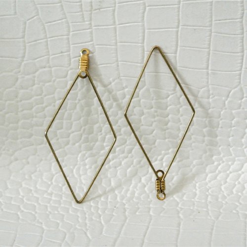 4 pendants boucles d'oreilles losange fil laiton doré (entre le doré et le bronze), un trou d'accroche et un trou pour le pendant