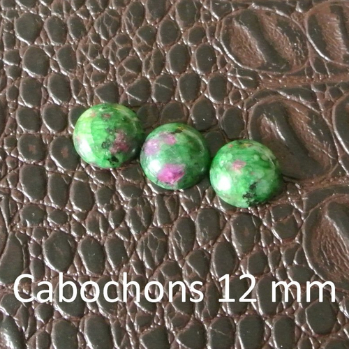 2 cabochons ronds 12 mm zoïsite vert rose, pierre bombée haute qualité, base plate