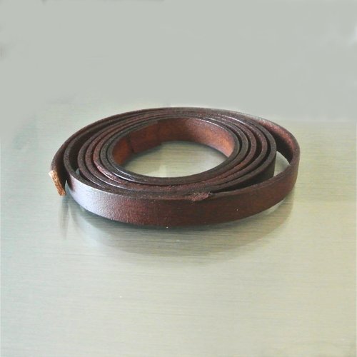 20 cm de cordon de cuir brun foncé, cordon plat 10 x 2 mm