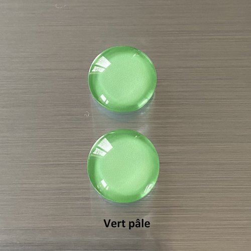 2 cabochons ronds 14 mm, dôme bombé 5 mm en verre coloré vert pâle sur impression papier à coller sur un support cabochon