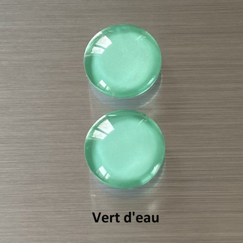 2 cabochons ronds 14 mm, dôme bombé 5 mm en verre coloré vert d’eau sur impression papier à coller sur un support cabochon