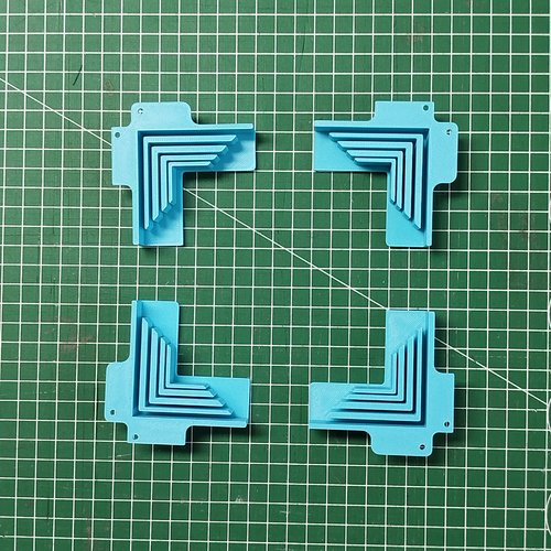 Guide d'angles pour la fabrication de boîte en carton - lot de 4 pièces
