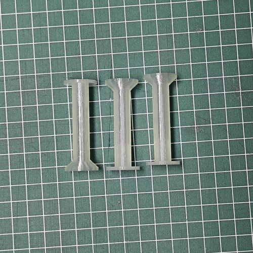 Lot de bobines pour fil à coudre vides - transparent