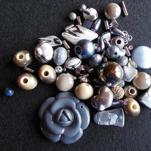 Perles en mélanges argent/gris
