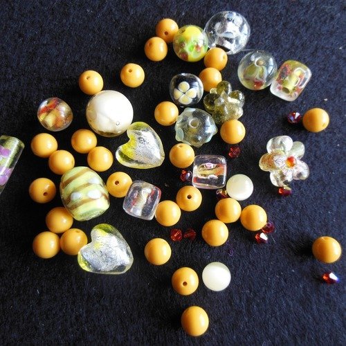 Perles en mélanges jaune