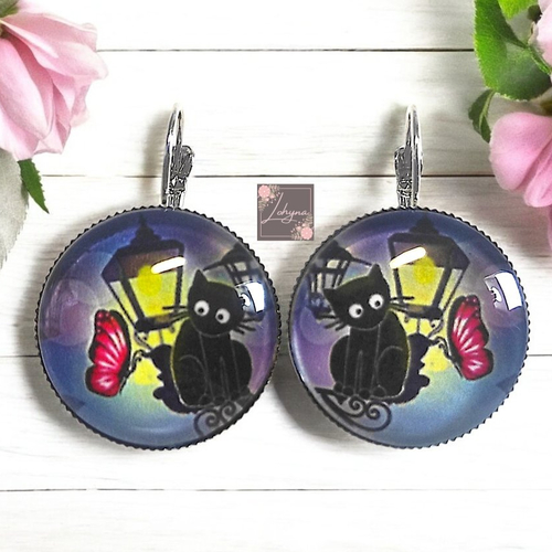Boucles d'oreilles cabochon "le chat et la lanterne"