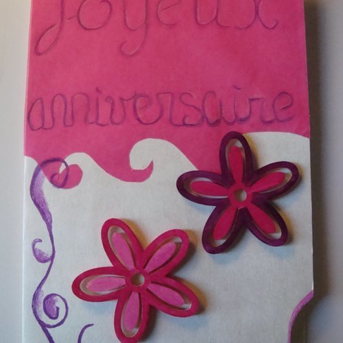 Carte Pop Up Double Joyeux Anniversaire Motif Fleur Avec Gateau Qui S Ouvre A L Interieur Un Grand Marche