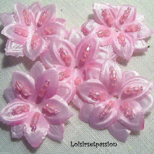 Applique fleur 10 pétales, perles cousues main, rose ** 50 mm ** à coudre ou à coller, vendu à l'unité - f05