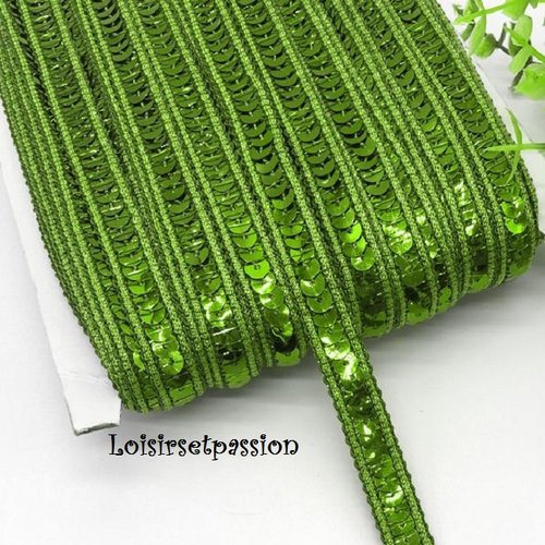 Ruban galon sequin, bordure liseré - vert tilleul ** 12 mm / 1 rang ** paillette ronde scintillant - vendu au mètre - sacs couture costume