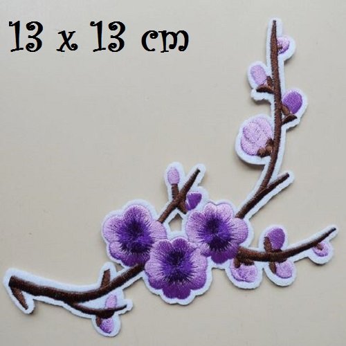 Écusson patch - branche fleur de cerisier / mauve ** 13 x 13 cm ** applique brodée thermocollante
