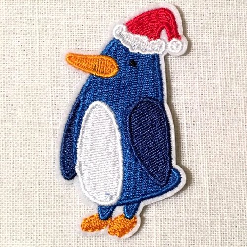 Écusson patch - pingouin béret de noël ** 4,5 x 8,5 cm ** applique brodée thermocollante - à repasser